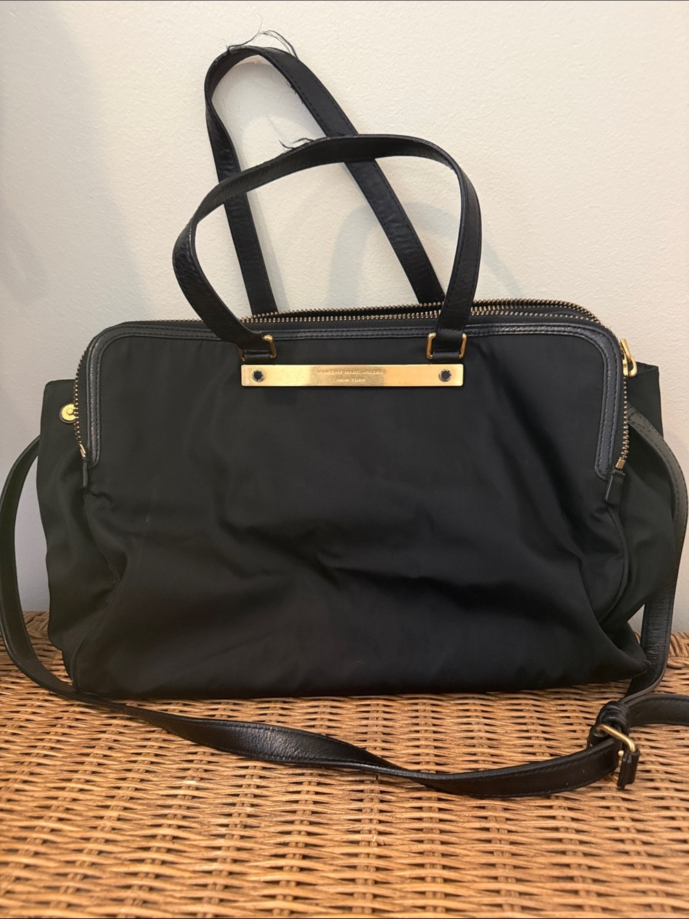 Black Women’s Tote Bag with Gold Hardware Marc Jacobs